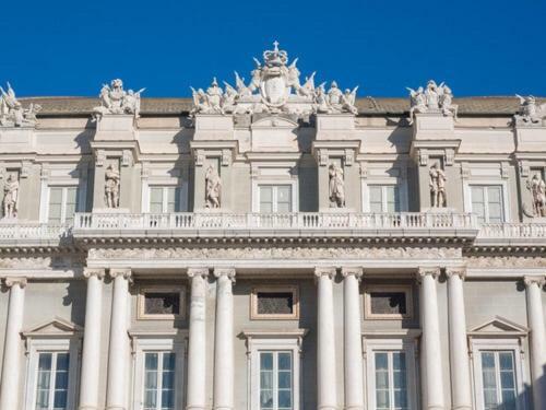 Exclusive Apt Really Downtown - Free Private Parking Included! Genova Eksteriør bilde